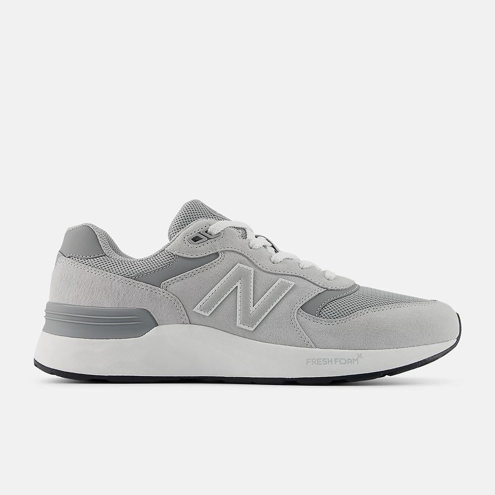 New balance M8806HE