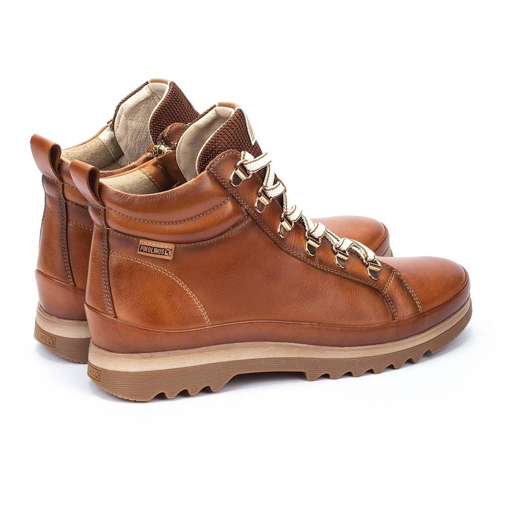 Pikolinos-W3W-8564